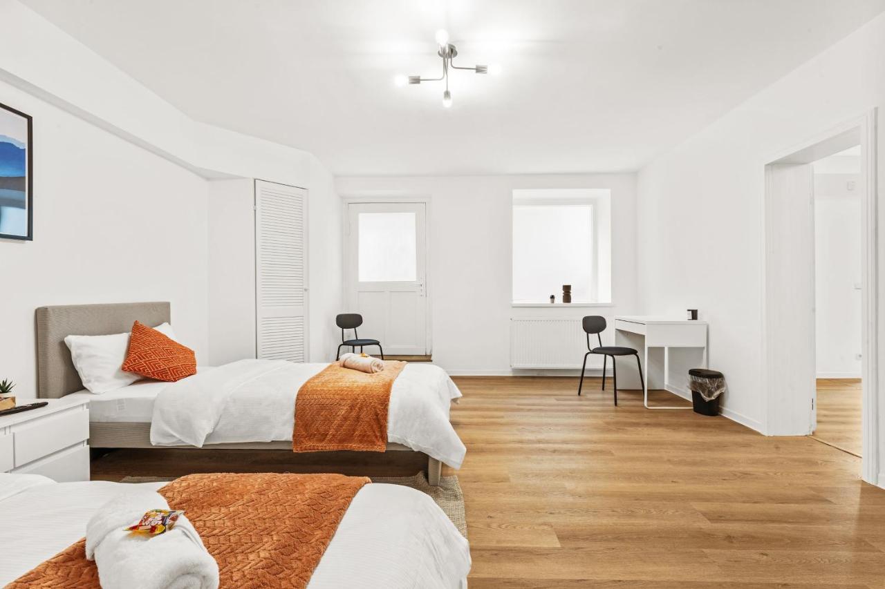 2 Zimmer Apartments, 4 Betten, Vollmoebliert,Zentrale Lage Am S-Bahnhof Βερολίνο Εξωτερικό φωτογραφία